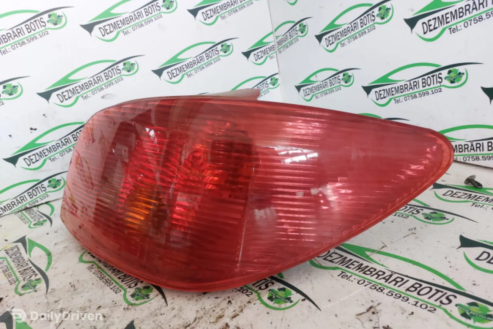 Lampa / Tripla stop dreapta pe aripa Peugeot 307  [2001 - 2005] Hatchback 5-usi 1.6 MT (109 hp)