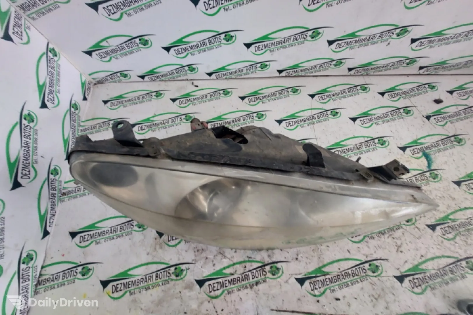 Far dreapta 89005039 89005039 Peugeot 307  [2001 - 2005] Hatchback 5-usi 1.6 MT (109 hp)