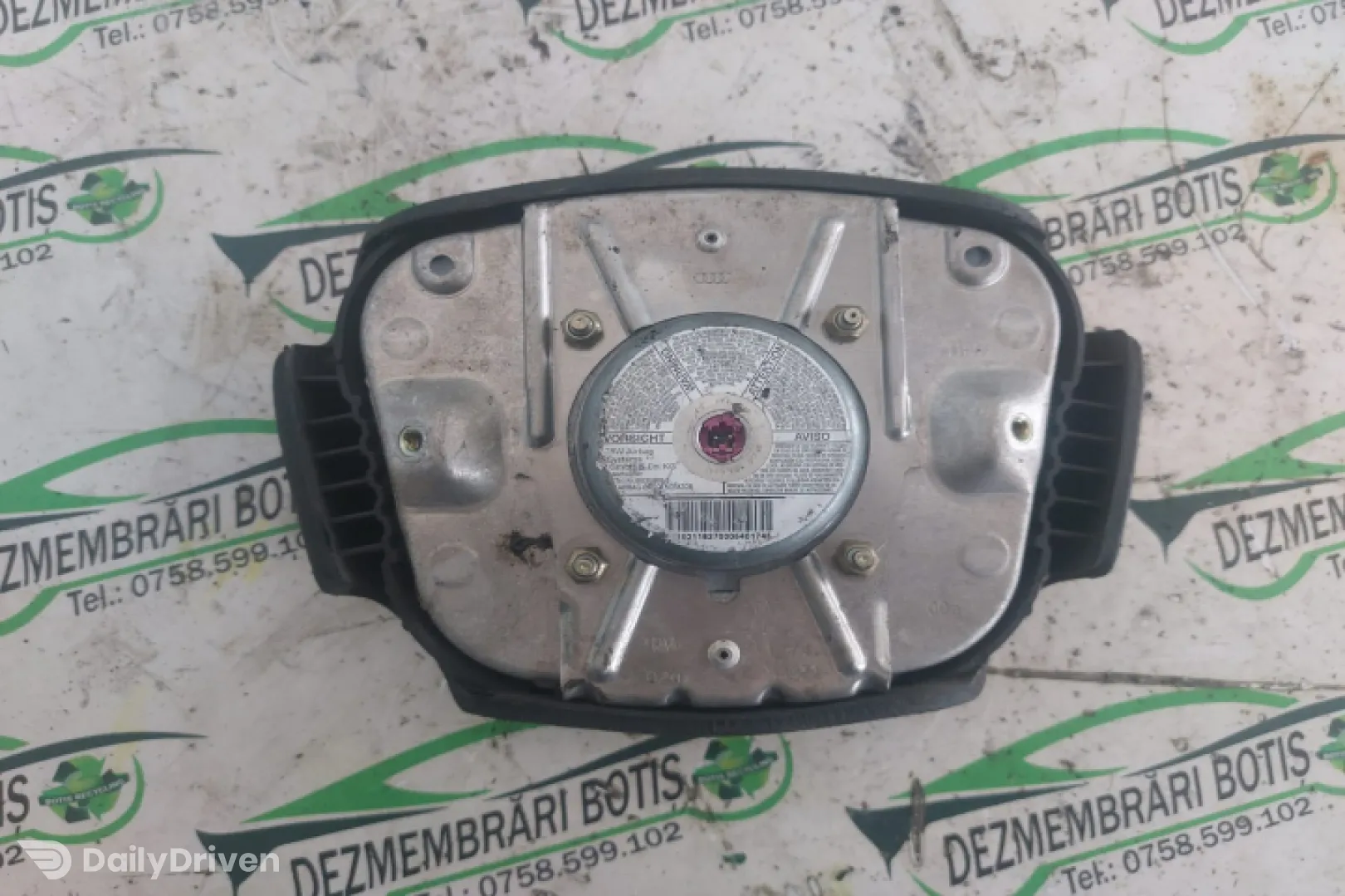 Airbag volan / sofer 4B0 880 201 AH 8WE 4B0 880 201 AH 8WE Audi A4 B5 [1994 - 1999] Avant wagon 5-usi 1.6 MT (101 hp)