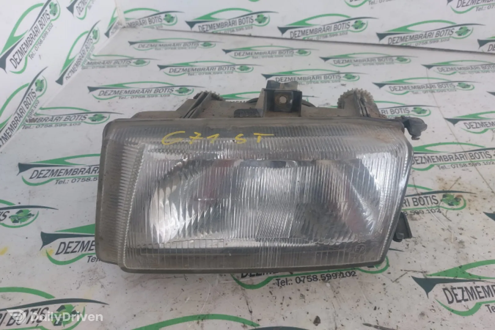 Far stanga 67725111 67725111 Volkswagen VW Polo 3 6N [1994 - 2001] Variant wagon 1.6 MT (75 hp)