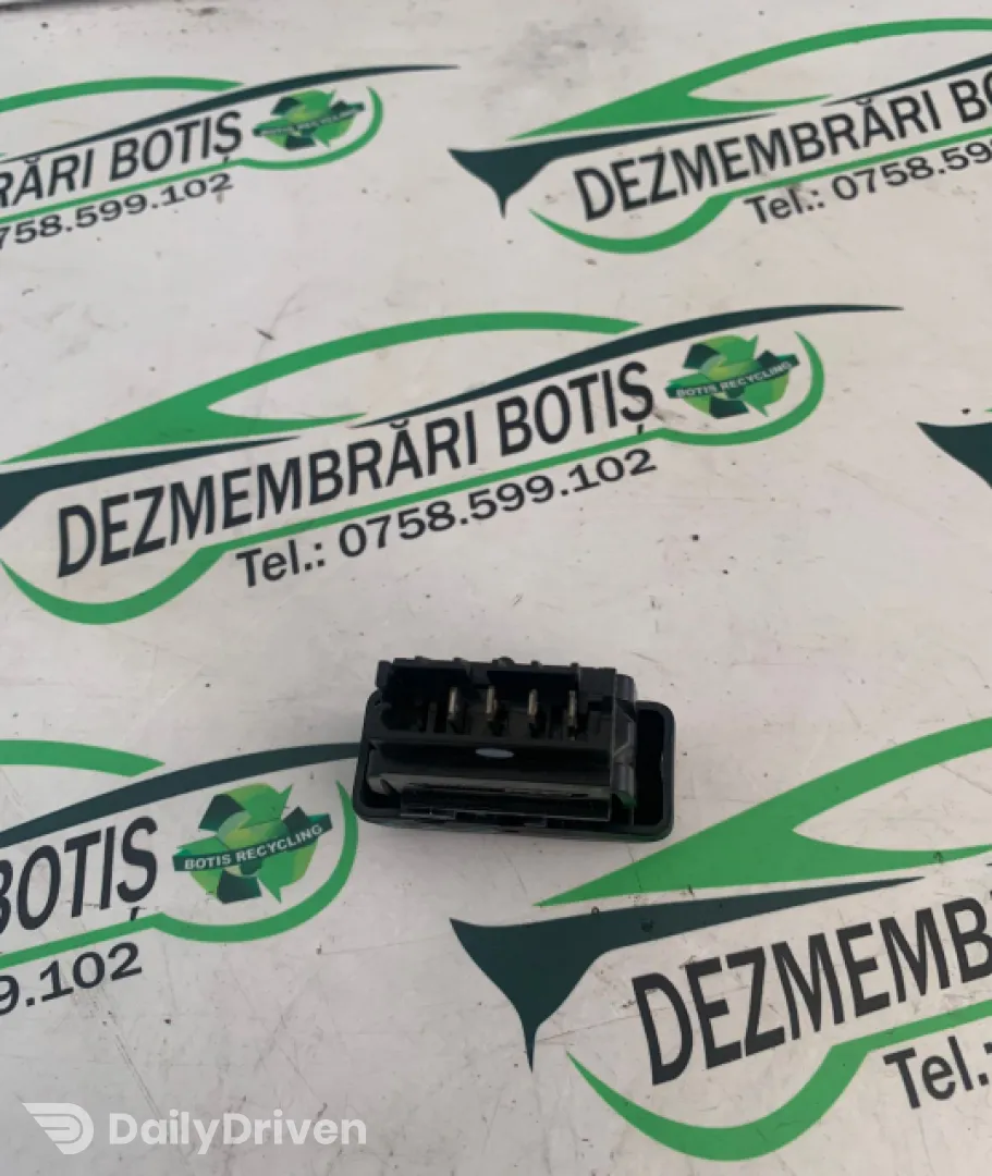 Buton dezaburire parbriz Dacia Logan  [2004 - 2008] Sedan 1.5dci MT (65hp)