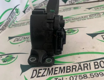 Pedala acceleratie 8200 386 506 Dacia Logan [2004 - 2008] Sedan 1.5dci MT (65hp)