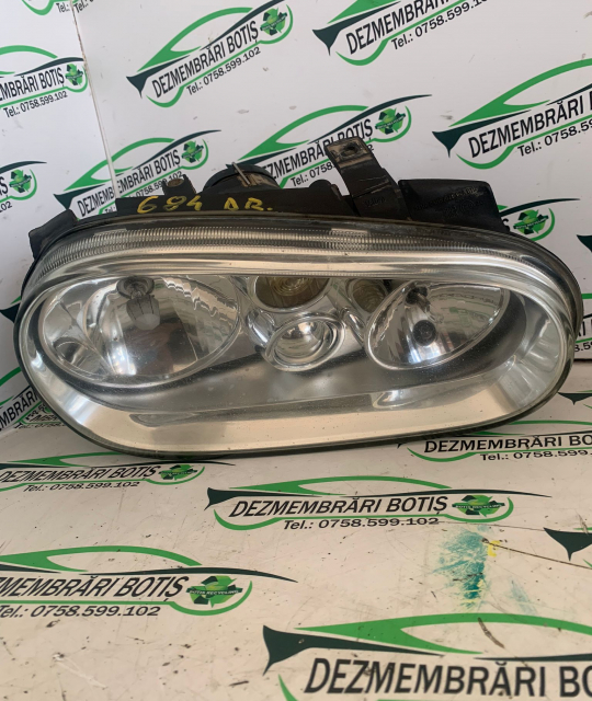 Far dreapta Volkswagen VW Golf 4 [1997 - 2006] wagon 1.9 TDI MT (90 hp)