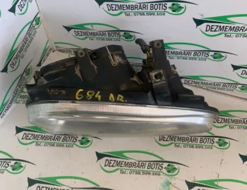Far dreapta Volkswagen VW Golf 4 [1997 - 2006] wagon 1.9 TDI MT (90 hp)