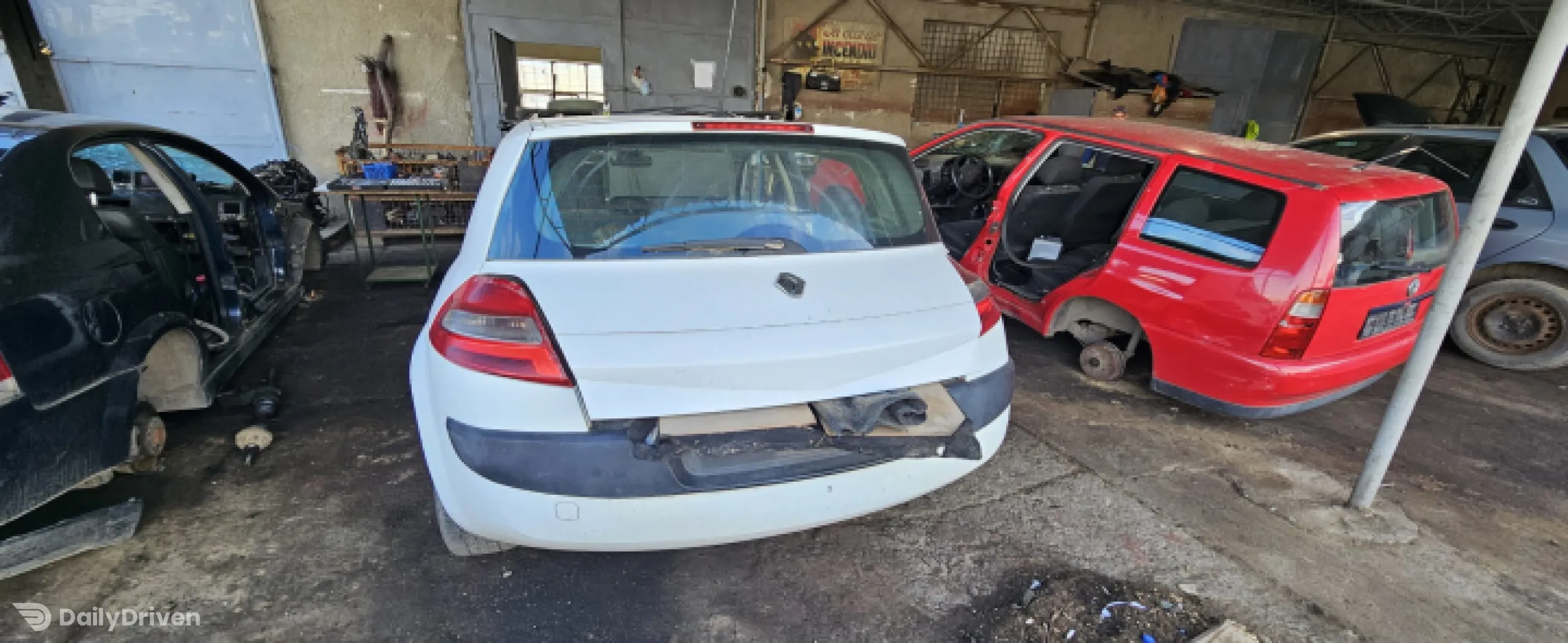 Centura siguranta spate dreapta Renault Megane 2 [2002 - 2006] Hatchback 5-usi 1.5 dCi MT (82 hp)