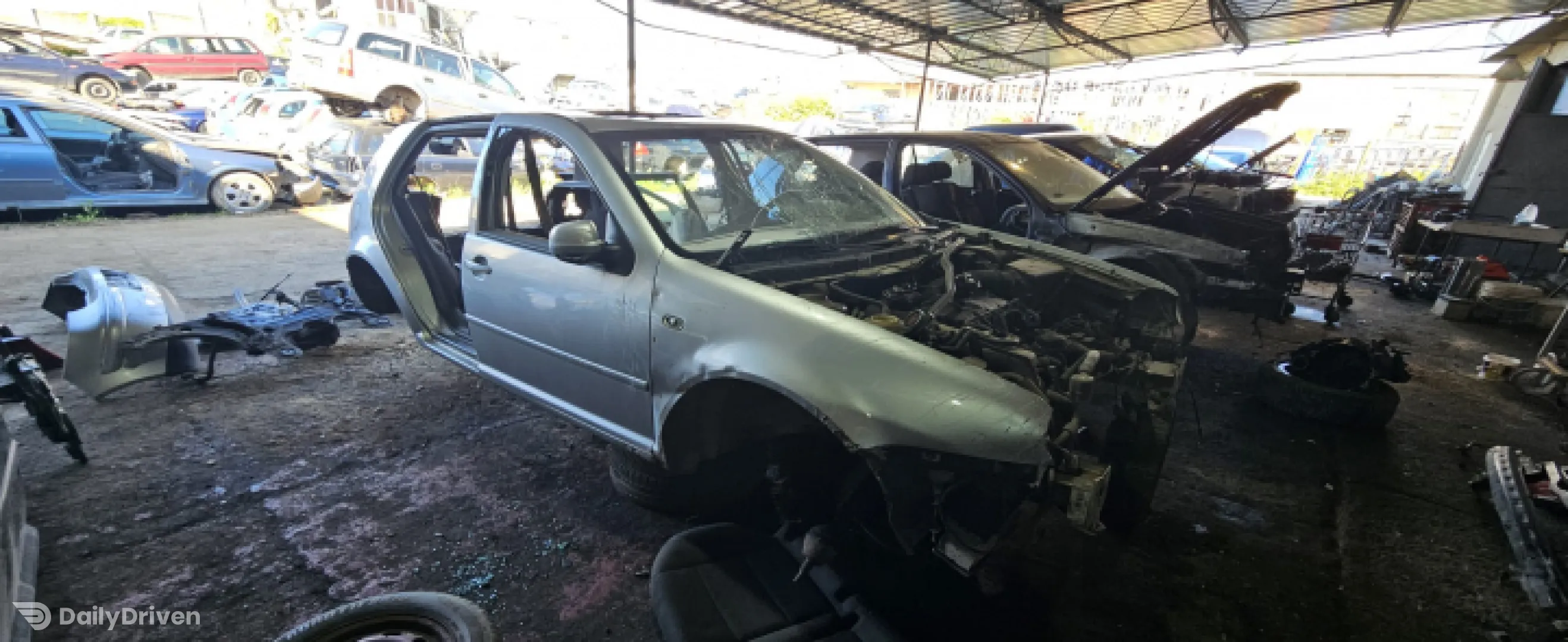 Broasca usa fata stanga Volkswagen VW Golf 4 [1997 - 2006] Hatchback 5-usi 1.9 TDI MT (116 hp)