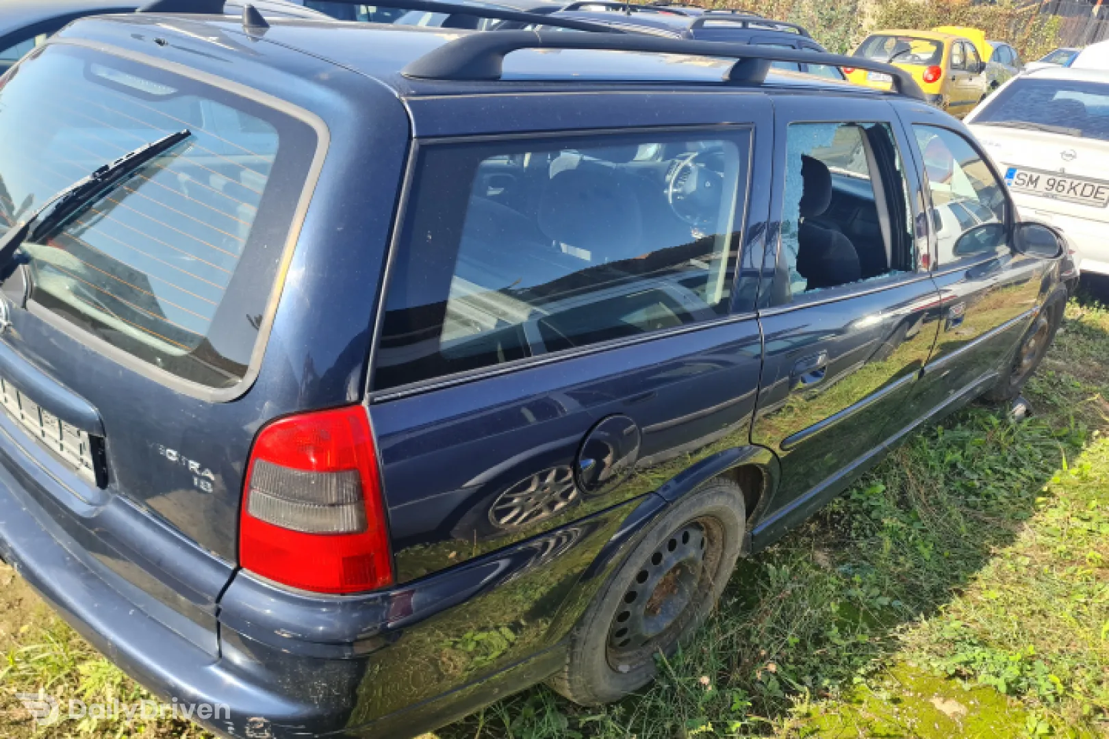 Vas lichid parbriz Opel Vectra B [facelift] [1999 - 2002] wagon 5-usi 1.8 MT (116 hp)