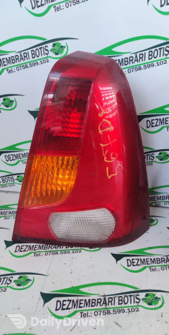 Lampa / Tripla stop dreapta pe aripa Dacia Logan  [2004 - 2008] Sedan 1.5DCi MT (68hp)