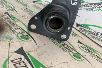 Suport armatura bara fata Stanga Volkswagen VW Passat B5 [1996 - 2000] wagon 1.6 MT (101 hp)