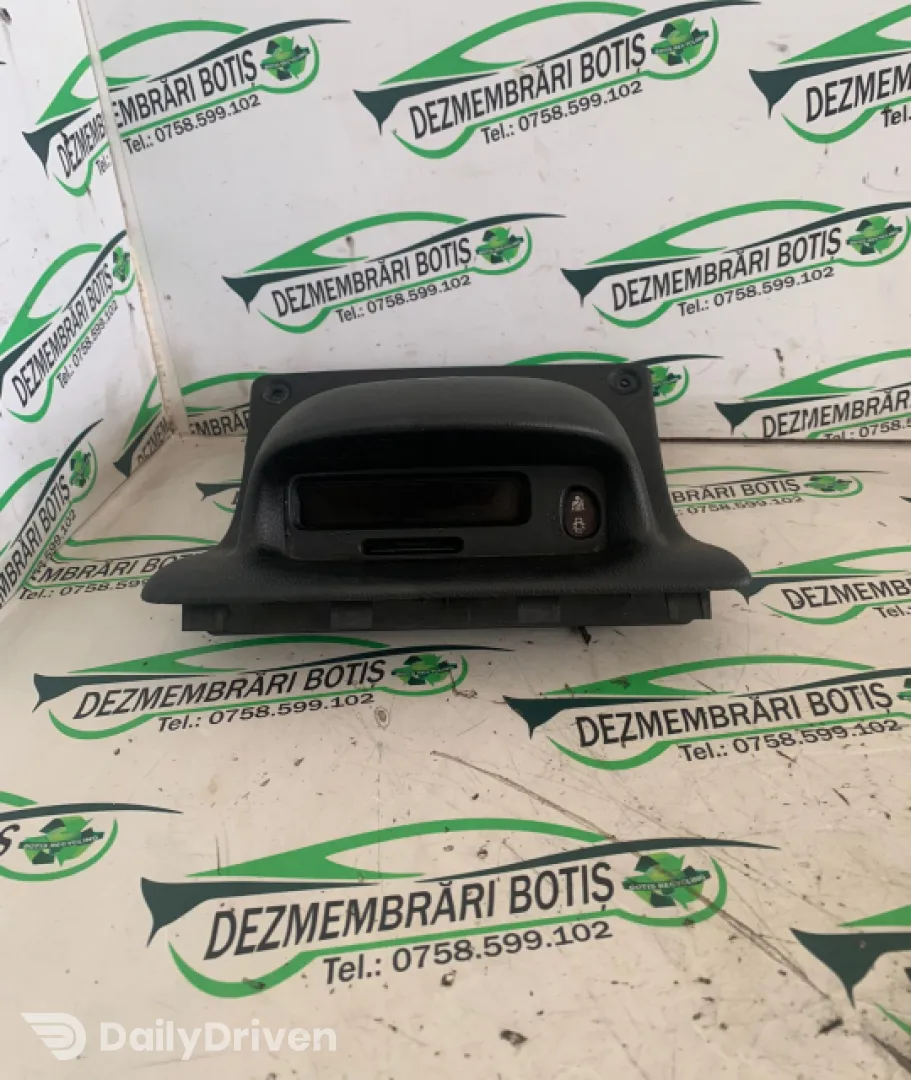 Display bord Renault Laguna  [facelift] [1998 - 2001] Grandtour wagon 1.6 MT (108 hp)