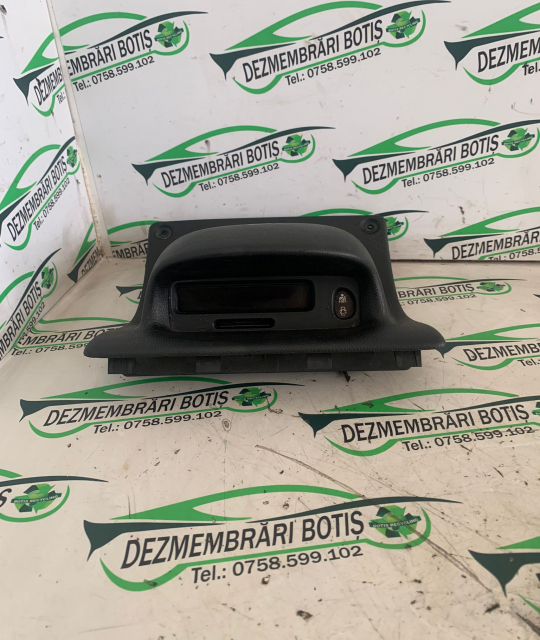 Display bord Renault Laguna  [facelift] [1998 - 2001] Grandtour wagon 1.6 MT (108 hp)