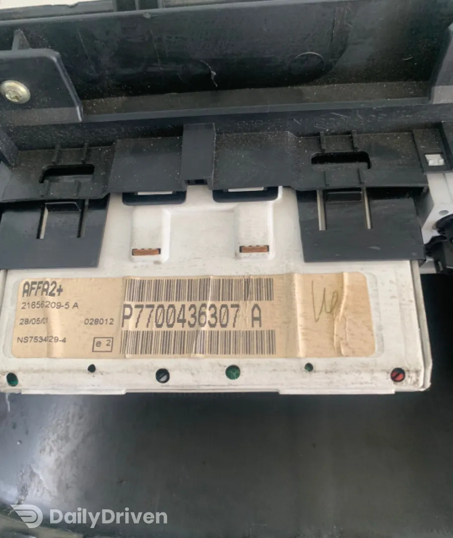 Display bord Renault Laguna  [facelift] [1998 - 2001] Grandtour wagon 1.6 MT (108 hp)