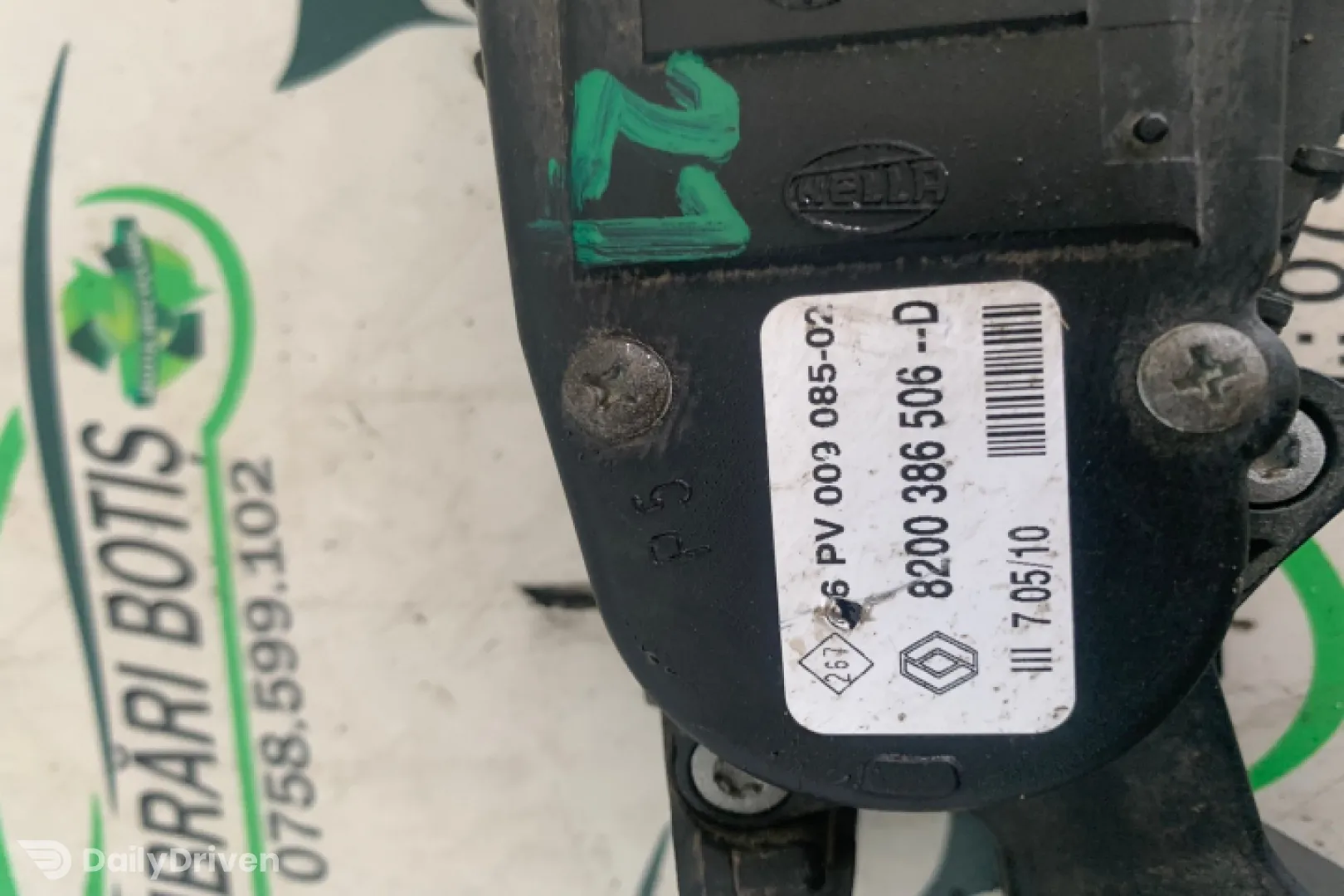 Pedala acceleratie 8200 386 506 8200 386 506 Dacia Logan