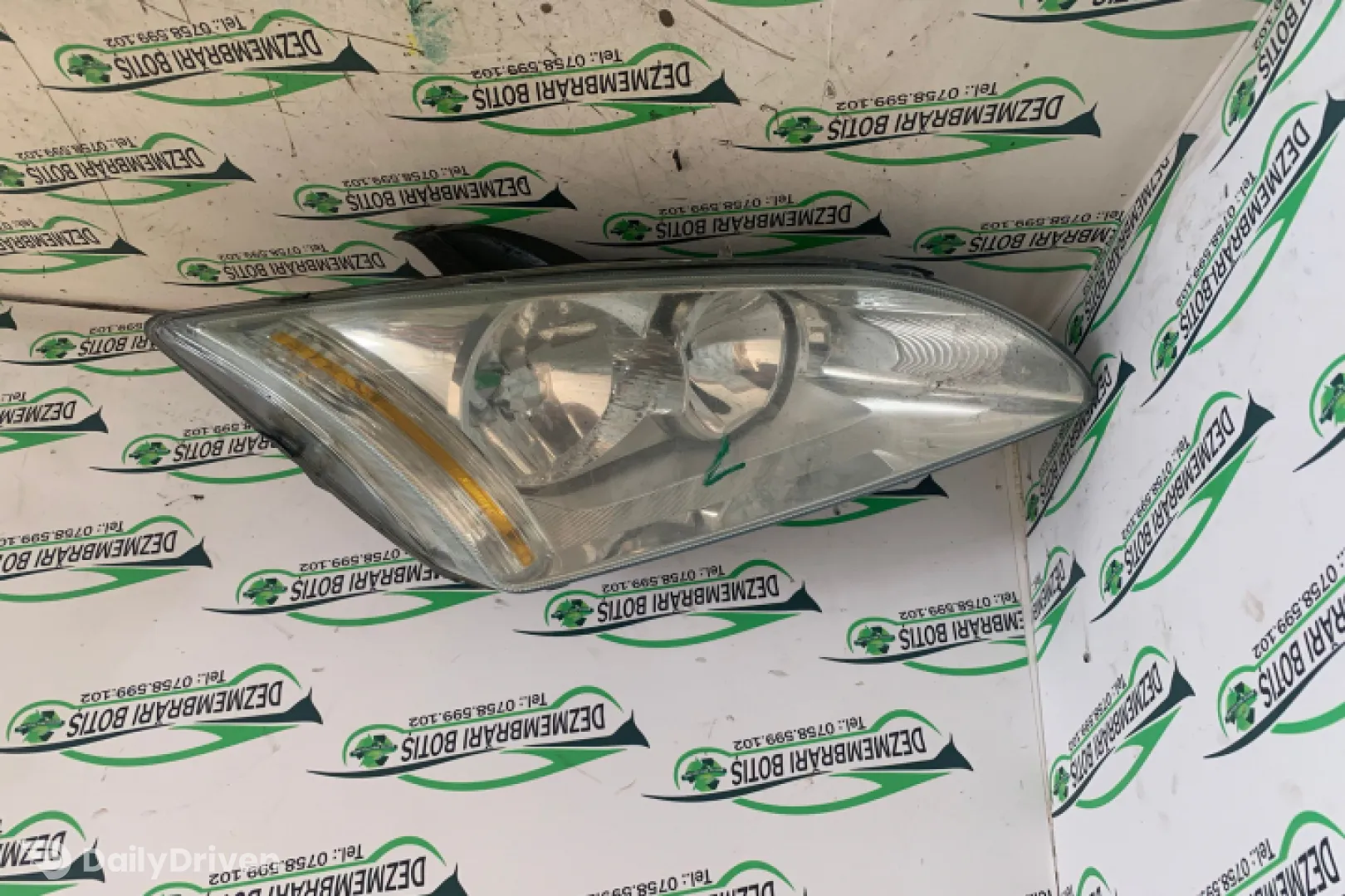 Far dreapta Ford Focus 2 [2004 - 2008] wagon 5-usi 1.6 TDCi MT (109 hp)