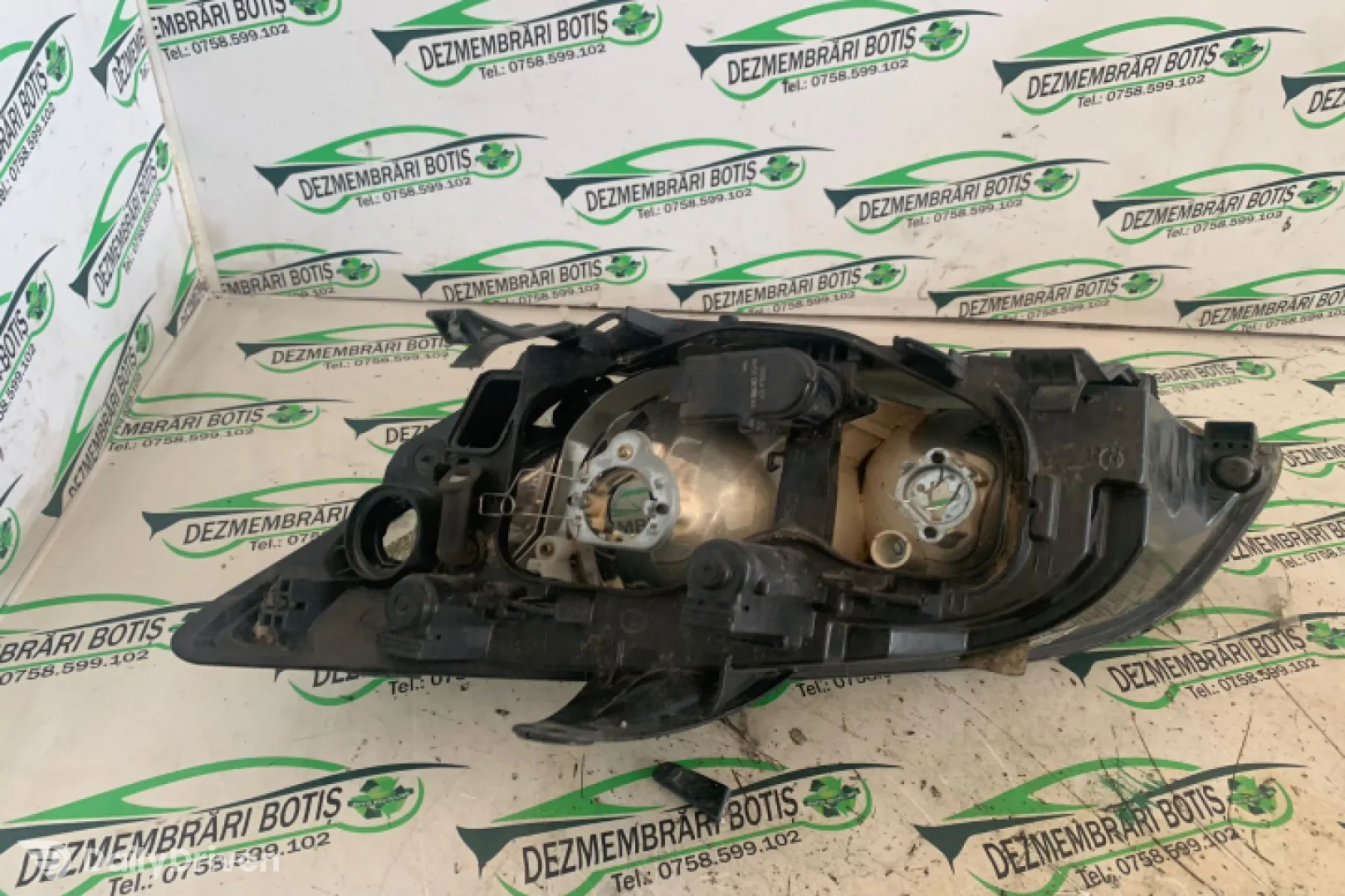 Far dreapta Ford Focus 2 [2004 - 2008] wagon 5-usi 1.6 TDCi MT (109 hp)