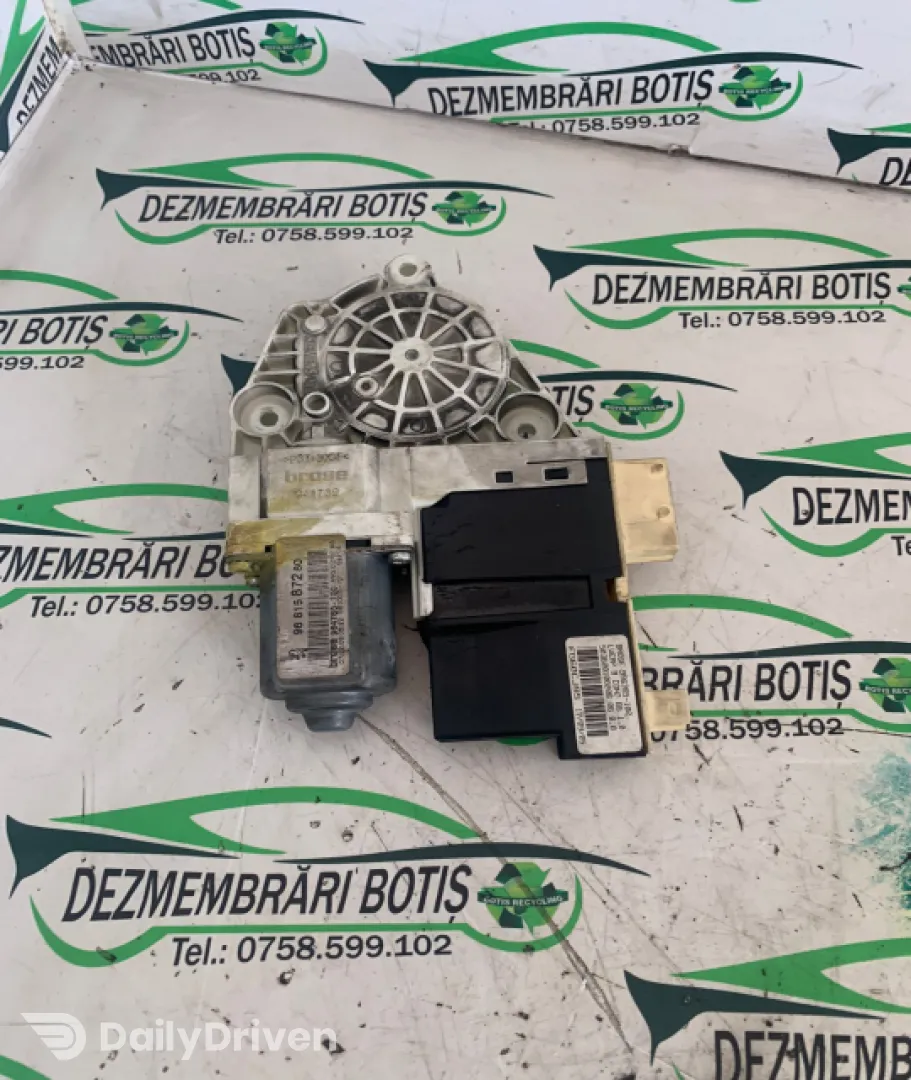Motoras macara geam fata stanga