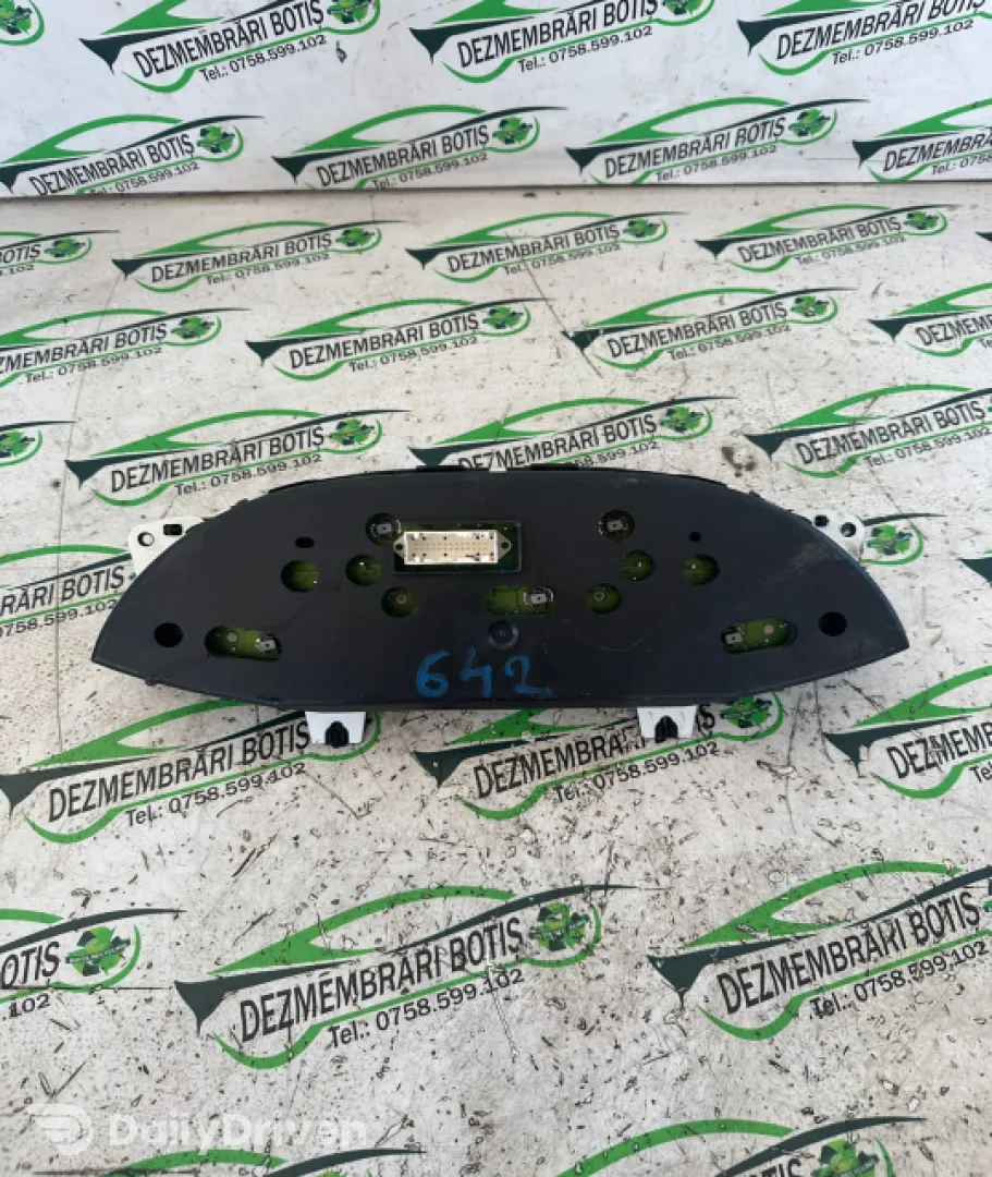 Ceasuri bord Ford Focus  [1998 - 2004] Hatchback 5-usi 1.6 MT (101 hp)