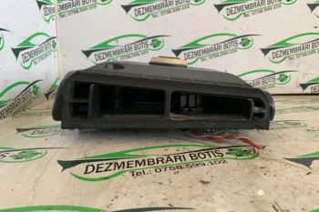 Subwoofer auto BMW Seria 5 E60/E61 [2003 - 2007] Sedan 530d MT (218 hp)