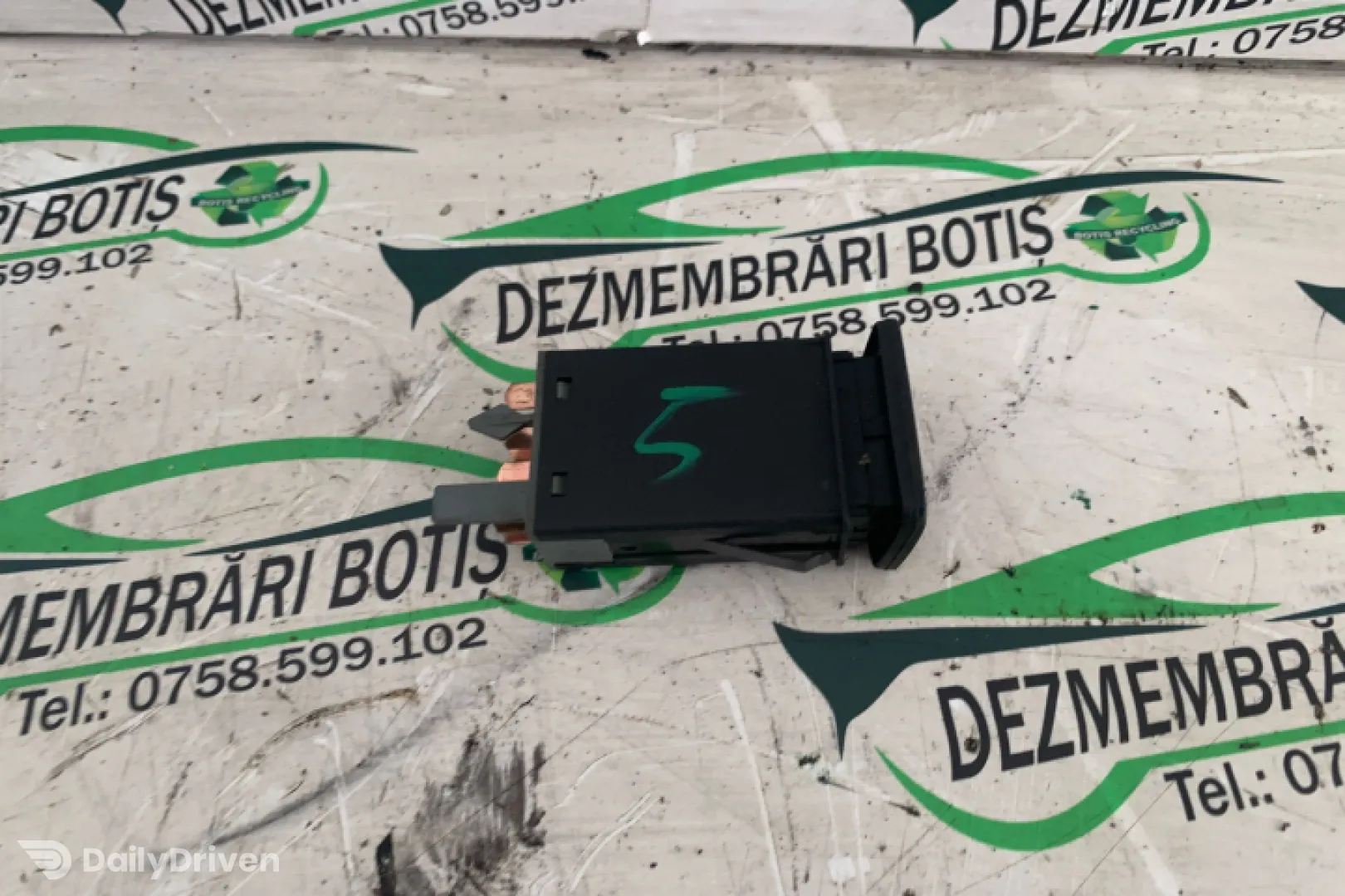 Buton avarie Volkswagen VW Golf 4 [1997 - 2006] wagon 1.9 TDI MT (90 hp)