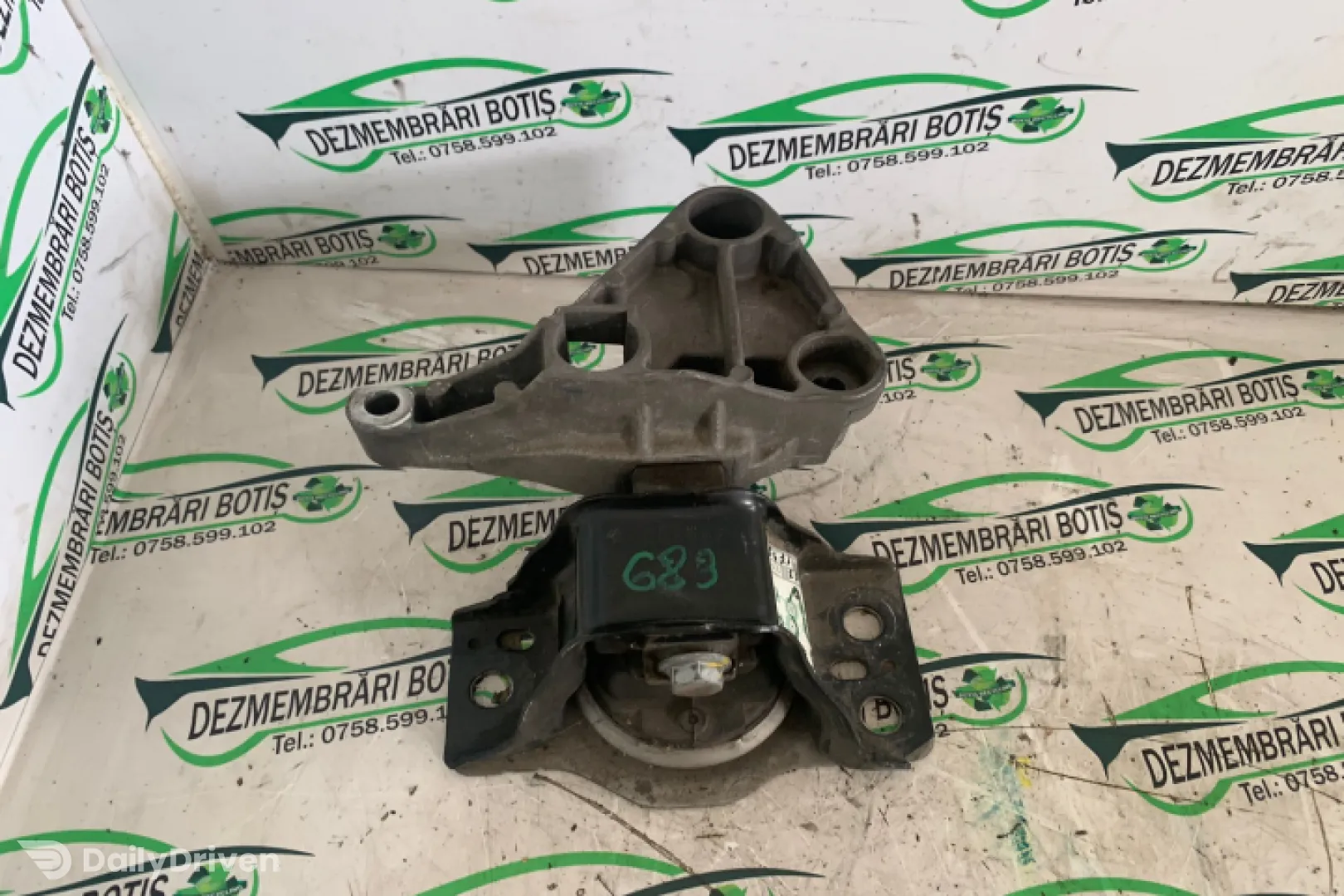 Suport motor dreapta 8200 592 642 Dacia Logan  [2004 - 2008] Sedan 1.5dci MT (65hp)