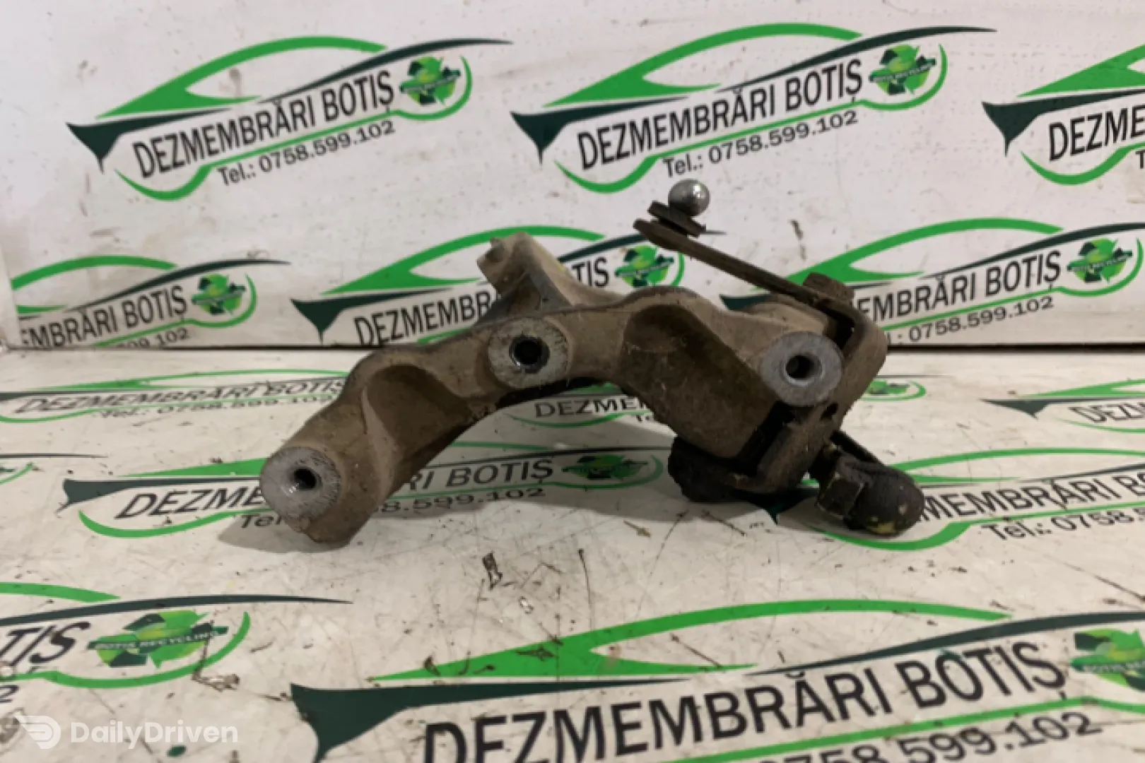 Suport motor stanga 1H0 199 353 D Volkswagen VW Golf 3 [1991 - 1998] Hatchback 3-usi 1.6 MT (75 hp)