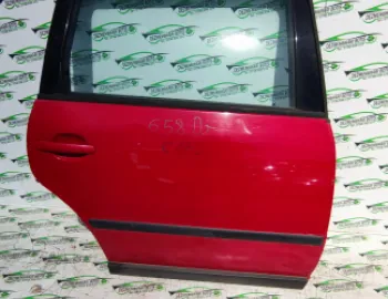 Usa / Portiera spate dreapta Volkswagen VW Passat B5 [1996 - 2000] wagon 1.6 MT (101 hp)