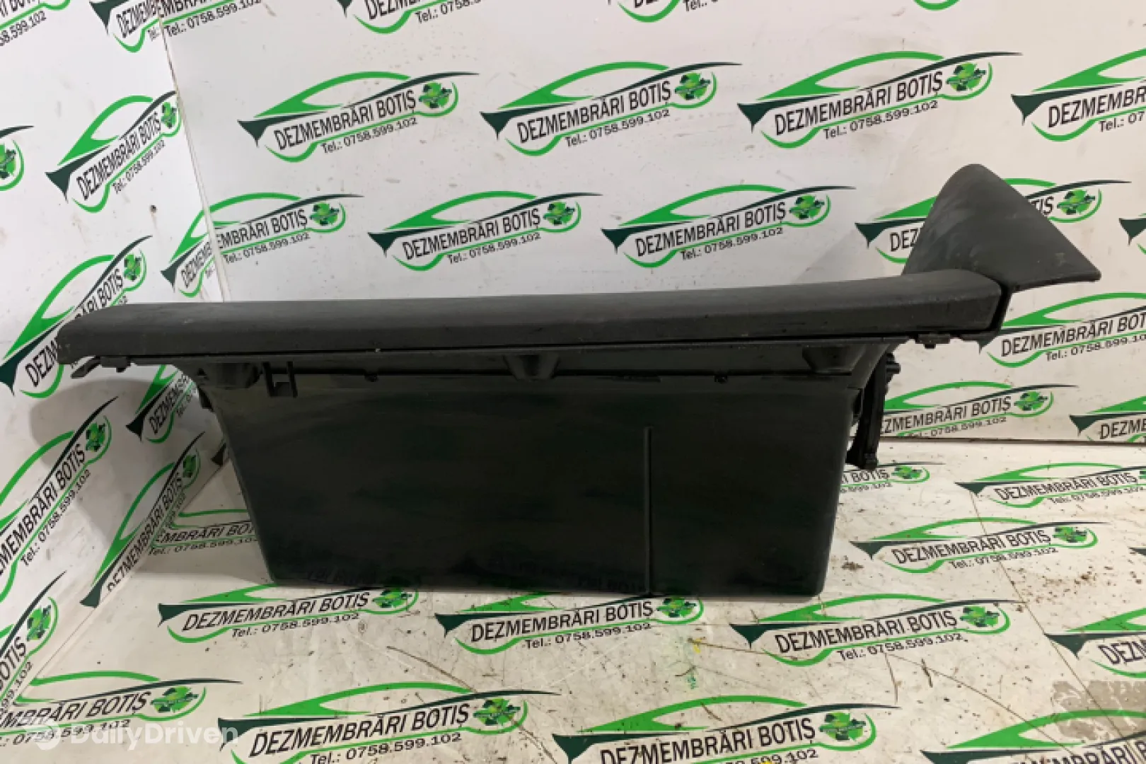 Torpedou Volkswagen VW Golf 4 [1997 - 2006] Hatchback 5-usi 1.4 MT (75 hp)