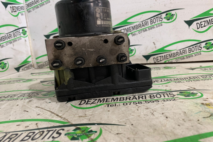 Pompa ABS 1J0 907 379 Q Volkswagen VW Golf 4 [1997 - 2006] Hatchback 5-usi 1.4 MT (75 hp)