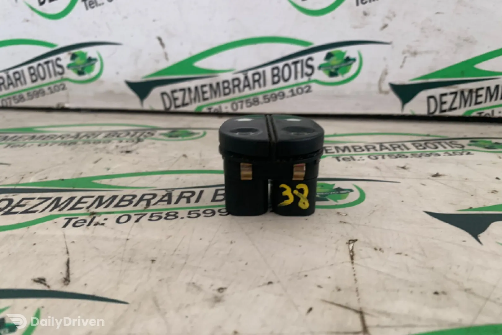 Butoane geam sofer Ford Ka  [1996 - 2008] Hatchback 3-usi 1.3 MT (60 hp)
