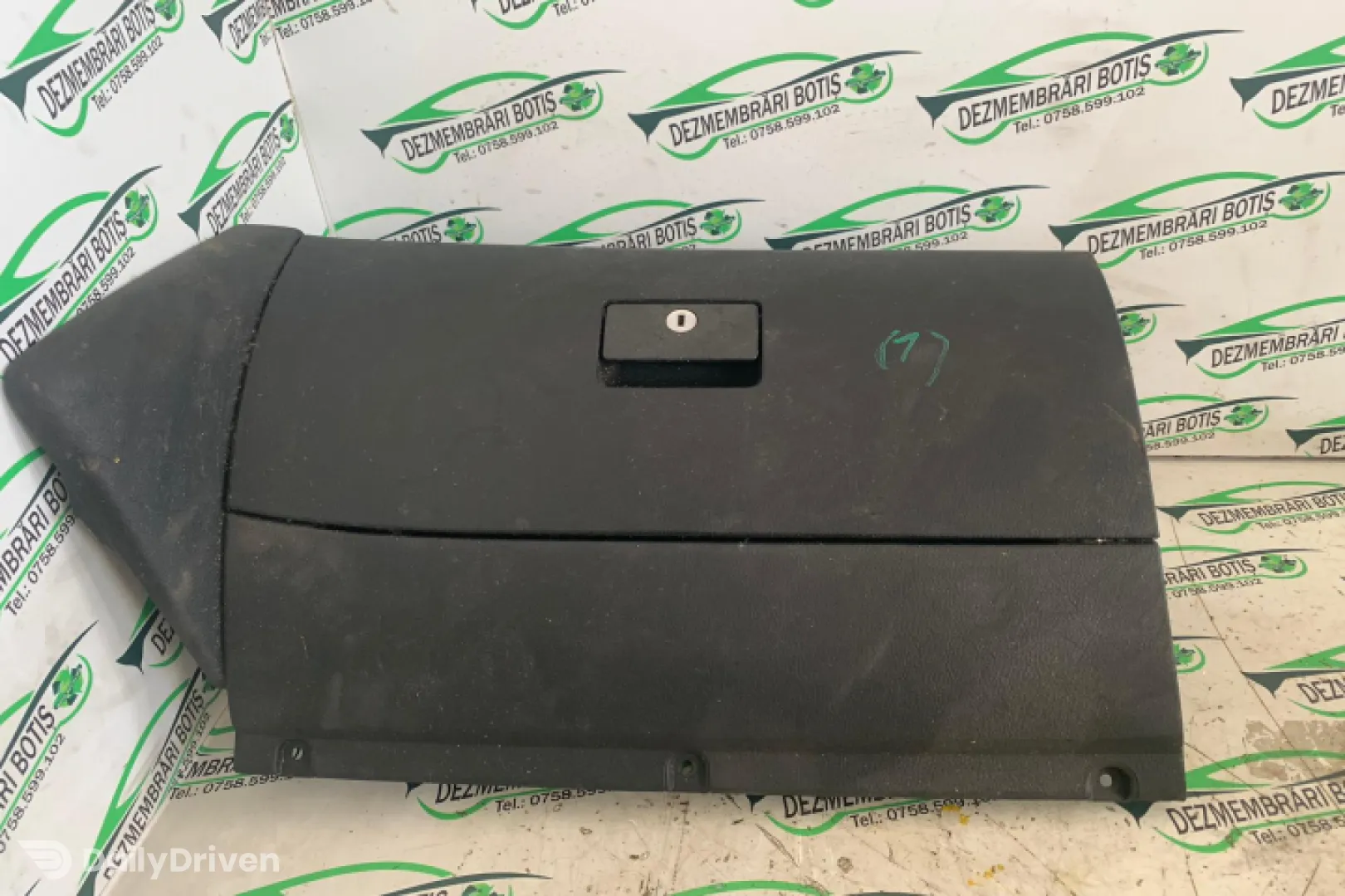 Torpedou Volkswagen VW Golf 4 [1997 - 2006] Hatchback 5-usi 1.4 MT (75 hp)