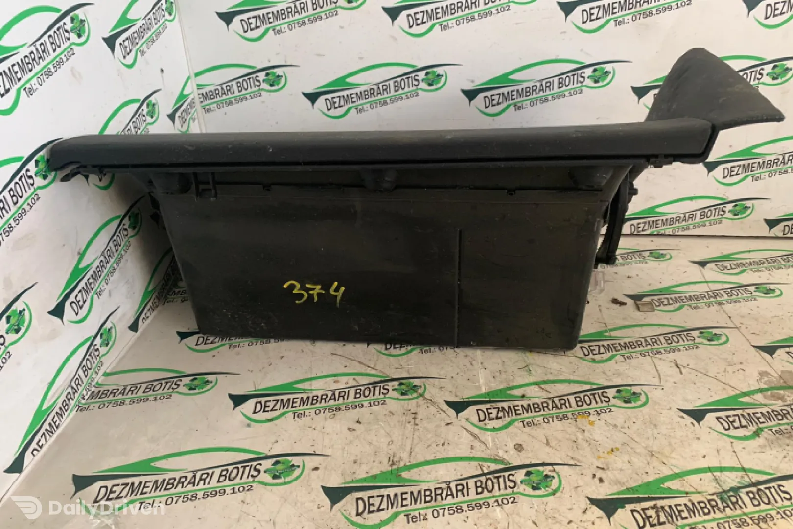 Torpedou Volkswagen VW Golf 4 [1997 - 2006] Hatchback 5-usi 1.4 MT (75 hp)
