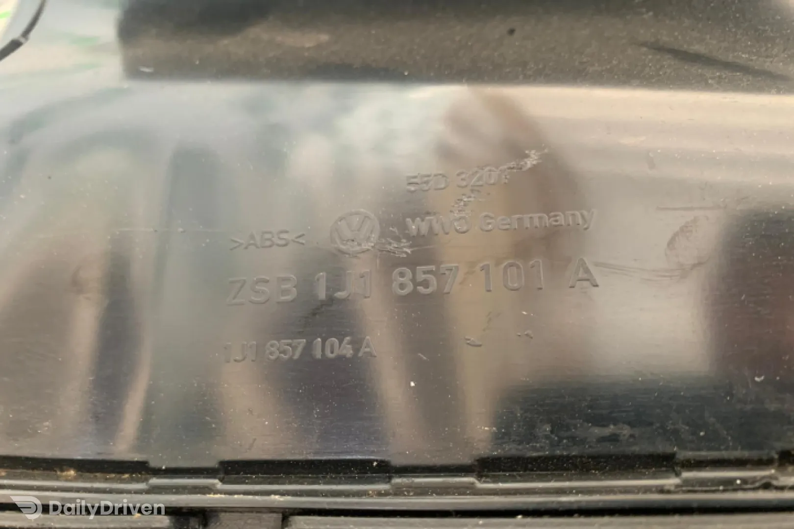 Torpedou Volkswagen VW Golf 4 [1997 - 2006] Hatchback 5-usi 1.4 MT (75 hp)