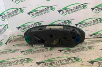 Ceasuri bord 3B0920 825A Volkswagen VW Passat B5.5 [facelift] [2000 - 2005] Sedan 1.9 TDI 4Motion 6MT (130 hp)