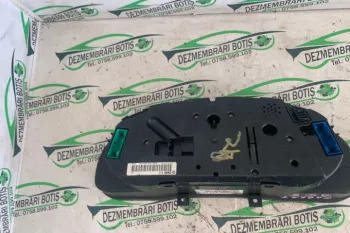 Ceasuri bord 3B0920 825A Volkswagen VW Passat B5.5 [facelift] [2000 - 2005] Sedan 1.9 TDI 4Motion 6MT (130 hp)