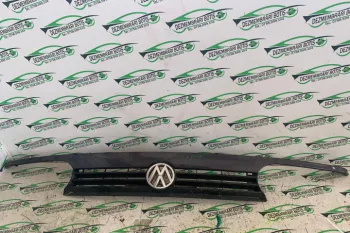 Grila bara fata centru Volkswagen VW Golf 4 [1997 - 2006] Hatchback 5-usi 1.4 MT (75 hp)