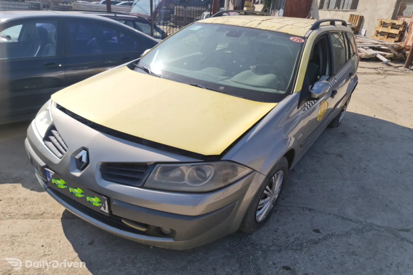 Far dreapta cu Xenon Renault Megane 2 [facelift] [2006 - 2012] wagon 1.5 dCi MT (106 hp) TEC66