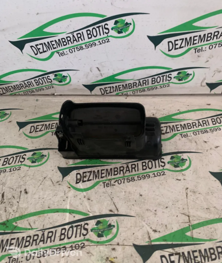 Grila ventilatie bord stanga Volkswagen VW Golf 4 [1997 - 2006] Hatchback 5-usi 1.4 MT (75 hp)