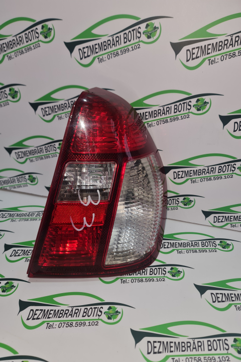 Lampa stop dreapta pe aripa Renault Symbol  [facelift] [2002 - 2006] Sedan 1.5 dCi MT (65 hp)