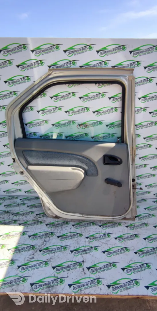 Usa / Portiera spate stanga Dacia Logan  [2004 - 2008] Sedan 1.4 MT (75 hp)