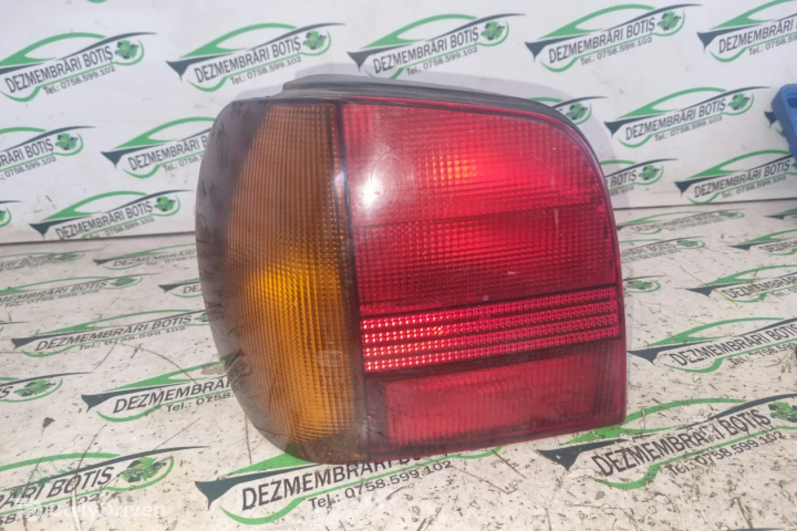 Lampa / Tripla stop stanga pe aripa Volkswagen VW Polo 3 6N [1994 - 2001] Hatchback 3-usi 1.0 MT (50 hp)