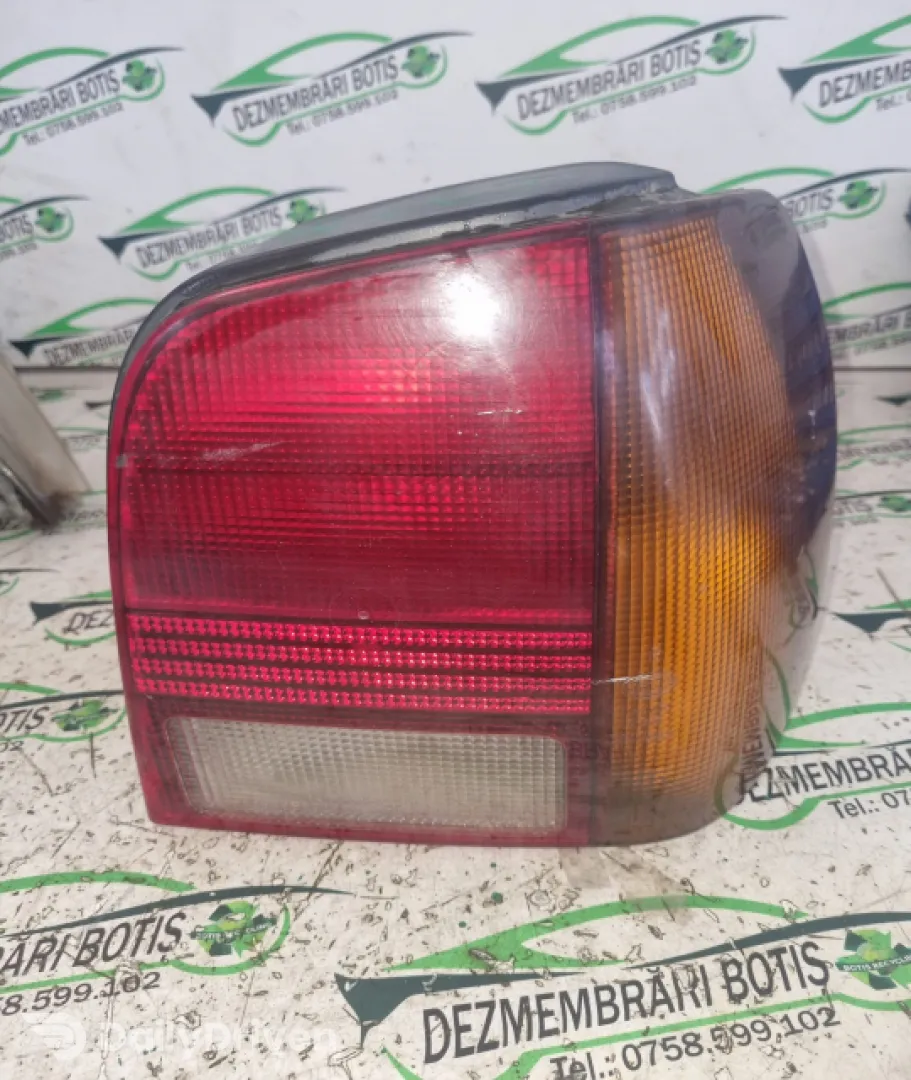 Lampa / Tripla stop dreapta pe aripa Volkswagen VW Polo 3 6N [1994 - 2001] Hatchback 3-usi 1.0 MT (50 hp)