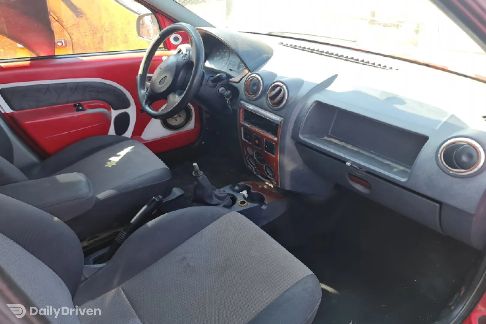 Buton avarie Dacia Logan  [2004 - 2008] Sedan 1.5DCi MT (68hp)