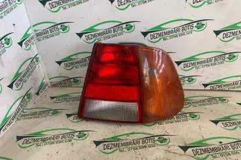 Lampa / Tripla stop dreapta pe aripa Volkswagen VW Polo 3 6N [1994 - 2001] Classic Sedan 1.4 MT (75 hp)