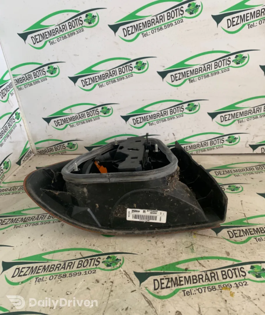 Lampa / Tripla stop dreapta pe aripa Volkswagen VW Polo 3 6N [1994 - 2001] Classic Sedan 1.4 MT (75 hp)