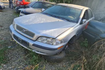 Vas lichid parbriz Volvo S40  [facelift] [2000 - 2004] Sedan 1.9 TD MT (102 hp)