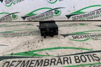 Buton dezaburire parbriz Volkswagen VW Bora  [1998 - 2005] Variant wagon 1.6 16V MT (105 hp)