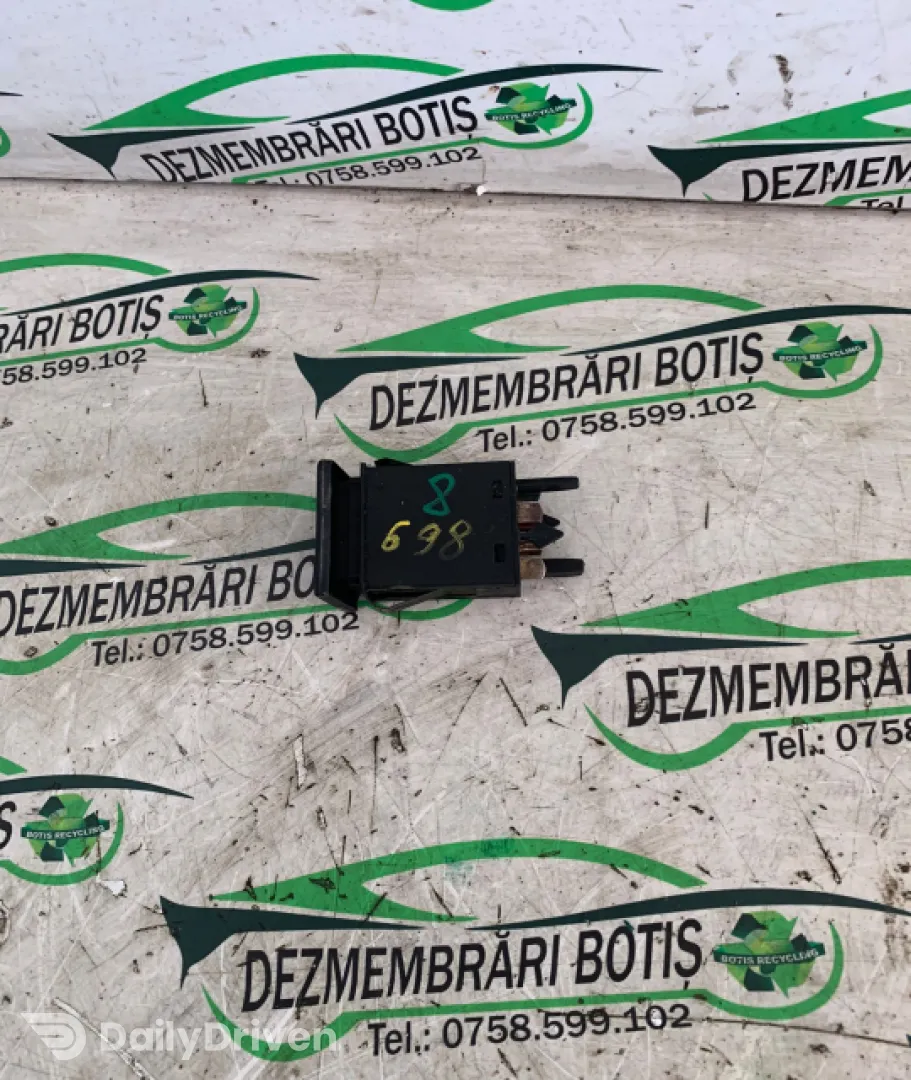 Buton dezaburire parbriz Volkswagen VW Bora  [1998 - 2005] Variant wagon 1.6 16V MT (105 hp)