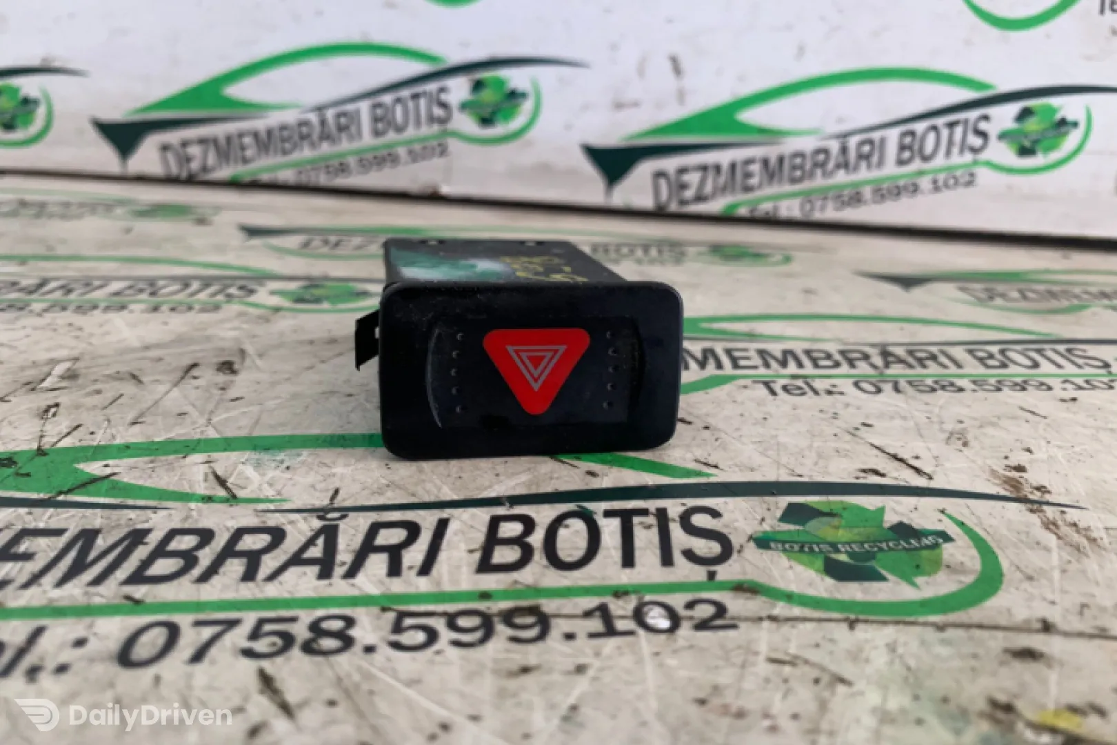 Buton avarie Volkswagen VW Bora  [1998 - 2005] Variant wagon 1.6 16V MT (105 hp)