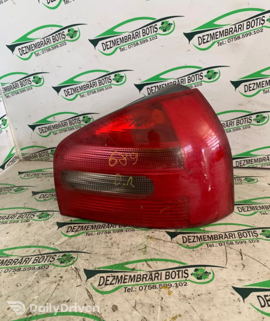 Lampa / Tripla stop dreapta pe aripa Audi A3 8L [1996 - 2000] Hatchback 3-usi 1.6 MT (101 hp)