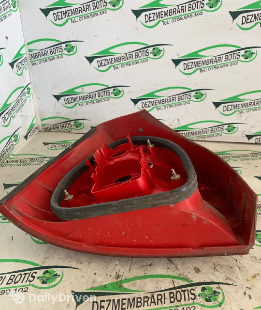 Lampa / Tripla stop dreapta pe aripa Audi A3 8L [1996 - 2000] Hatchback 3-usi 1.6 MT (101 hp)
